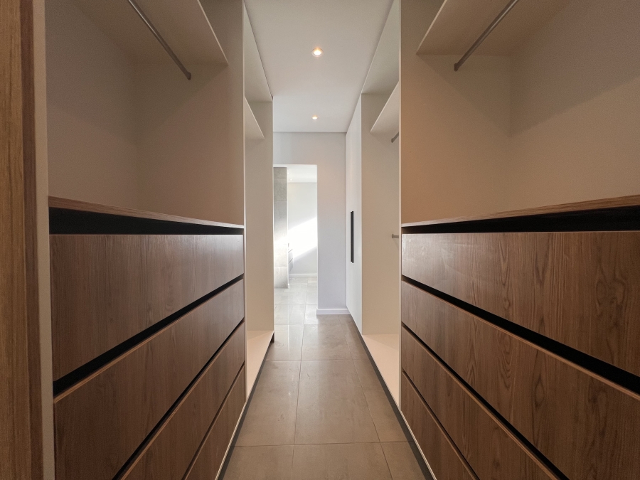 3 Bedroom Property for Sale in Country Club Western Cape